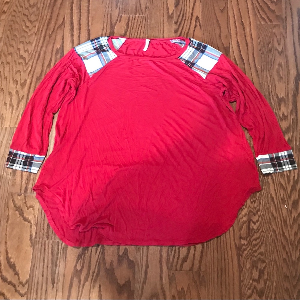 Red plaid top
